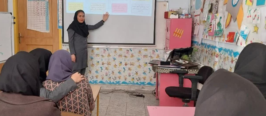 برگزاری جلسات دانش افزایی پرسنل آفرید