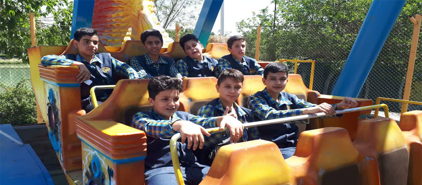 اردوی تفریحی شهربازی آبشار ویژه کلاس ششمی ها