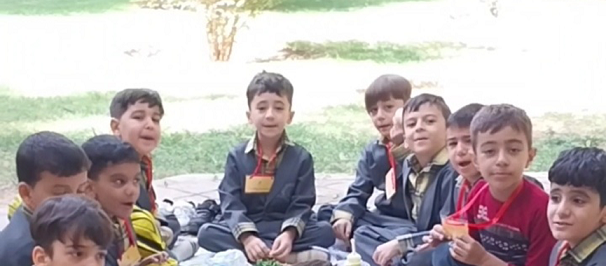 برگزاری اردوی باغ غدیربه مناسبت روزجهانی تخم مرغ