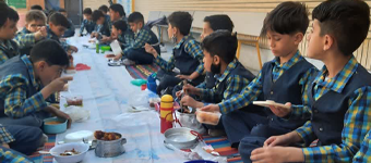 میان وعده وحدت