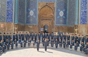 برگزاری اردوی میدان نقش جهان به مناسبت روزمعلم