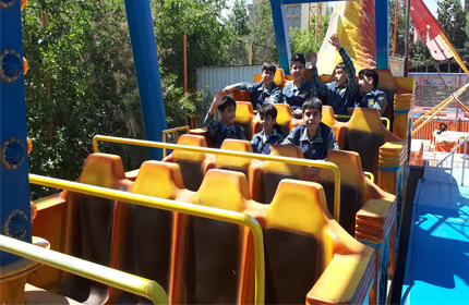 اردوی تفریحی شهربازی آبشار