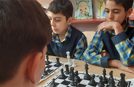 برگزاری مسابقه شطرنج انتخابی تیم مدرسه